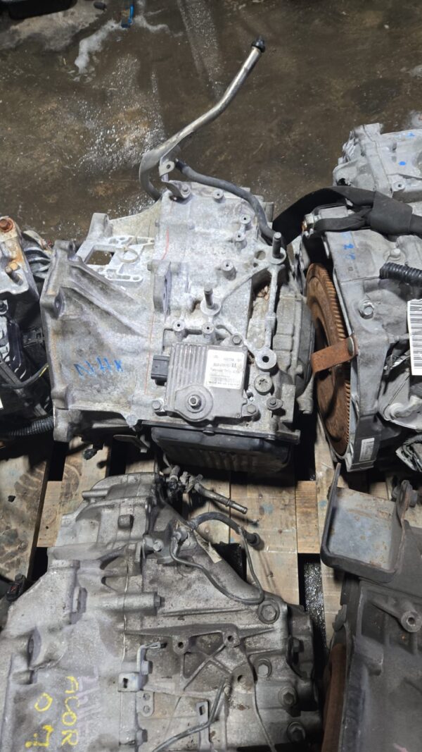 2007 Ford Escape 3.0L V6 Automatic Transmission | Fama Parts & Car - Image 3